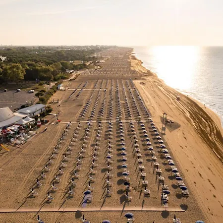 Daire Bright Flat Close To Promenade-beahost Bibione